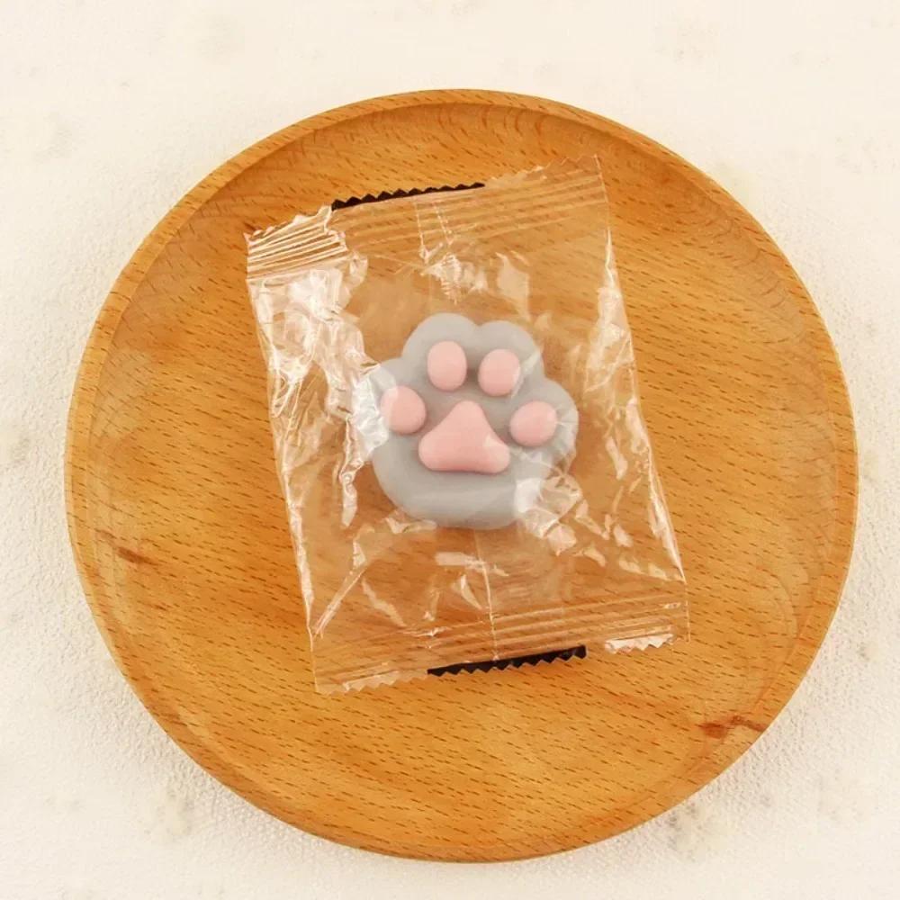 Mini TPR Cat Paw Squeeze Toy Cat Foot 3D Fidget Sensory Toy Slow Rebound Stress Relief Decompression Toy For Kids Adults Gift