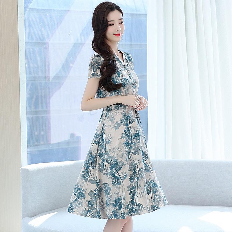 Letní šifonové šaty 2024: Krátkorukávové dlouhé šaty pro módní ženy ve věku 40-50 let