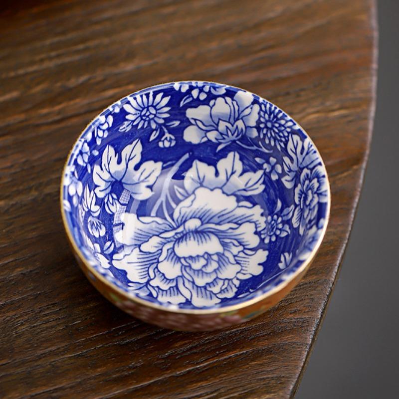 Vintage Enamel Color Blue White Porcelain Tea Cup Floral Pattern Chinese Ceramic Tea Set Cup for Drinking Gift Collection