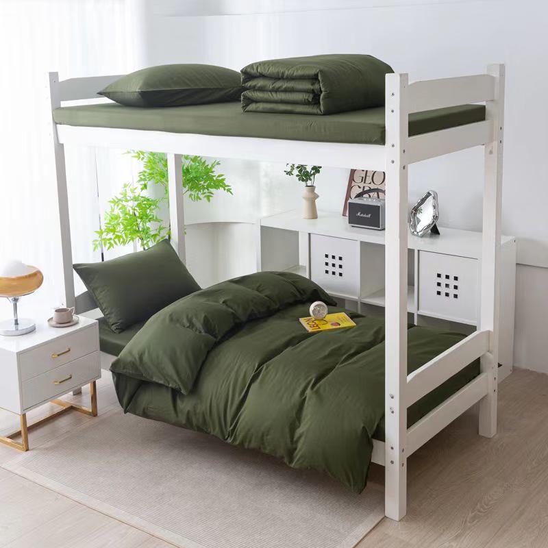 

Cotton Dormitory Bedding Set with Quilt