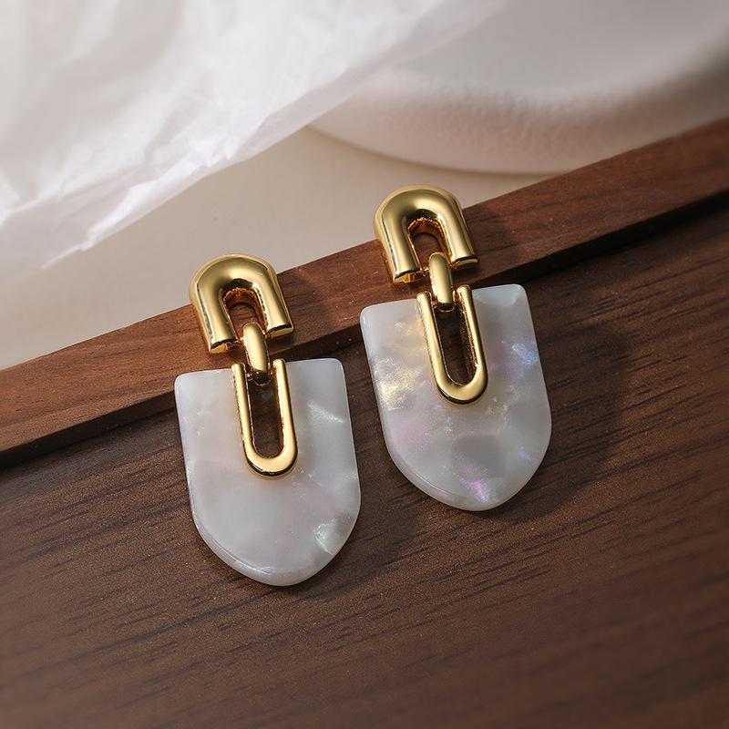 Elegant Gradient Acetate Dangle Earrings - Lightweight, Versatile, and Fashionable Accessories for Women