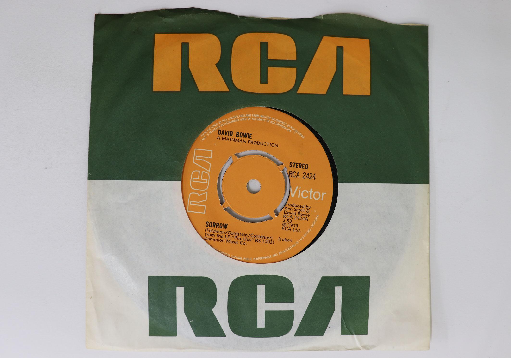 

7inch Record DAVID BOWIE - Sorrow RCA2424 RCA Victor 1973 UK Rock Used