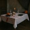 Große Bluttropfen Weiße Halloween-Tischdecke Rotes Spritzer-Muster 245 x 75 cm Dekoration