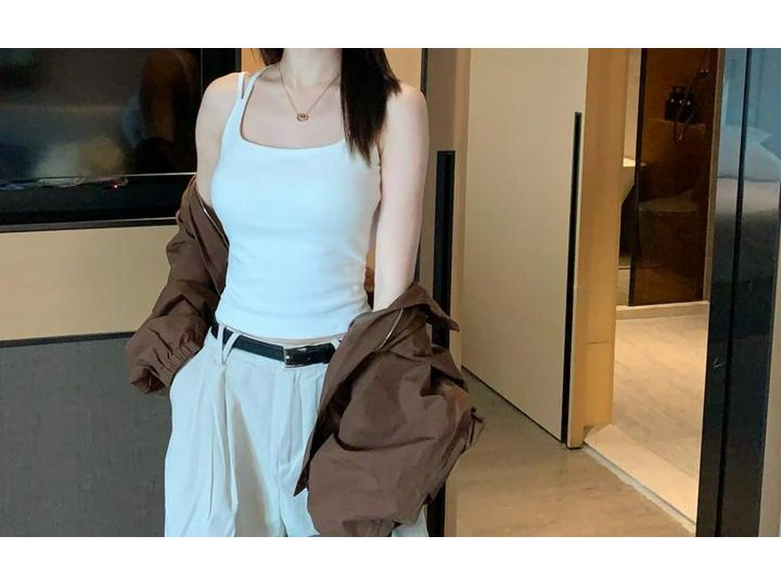 

Стильный жилет с перекрестными лямками 2025 года для женщин: Летний топ-труба с накладками на грудь One Size (suitable for 80-130 lbs)