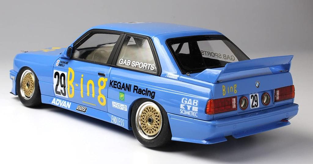 Racing Series BMW M3 E30 1990 InterTEC Klassevinner på Fuji Speedway Plastmodell PN24019 PLATZ/NuNu 1/24 Gr.A
