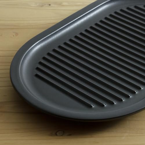 Kamoshika Douguten Hähnchen-Teller, Lang, 27,5 x 17 cm, Wellenförmig, Porzellan, Mikrowellen- und Spülmaschinenfest, Hergestellt in Japan, Schwarz