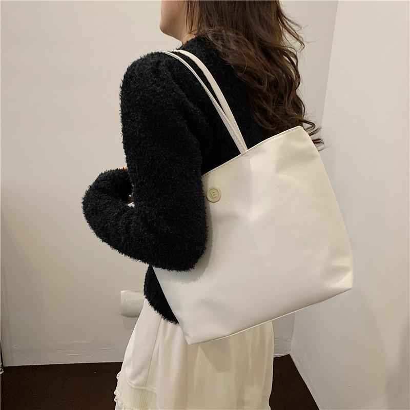 Chic Street Style Versatile Underarm Shoulder Bag Women Bags 2023 Winter Casual Fashion Tote Bag