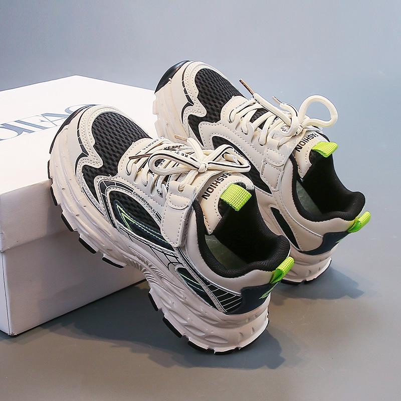 

Детская повседневная спортивная обувь 2025 весна и лето новая обувь для девочек универсальная иностранная дышащая одинарная сетка модная спортивная обувь для мальчиков 38