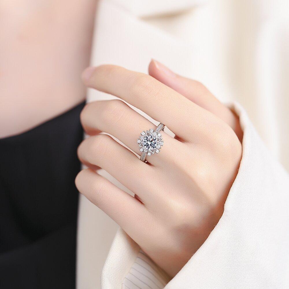 2026 European and American Jewelry Inlaid Zircon Ring Open Jewelry Women's Jewelry Ring