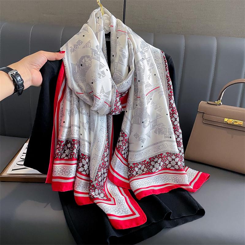 Modny nadruk Duży szal szalik dla kobiet Luksusowy projekt Pashmina Wrap Hidżab Foulard Kobiece plażowe szale Bandana Opaska na głowę Echarpe