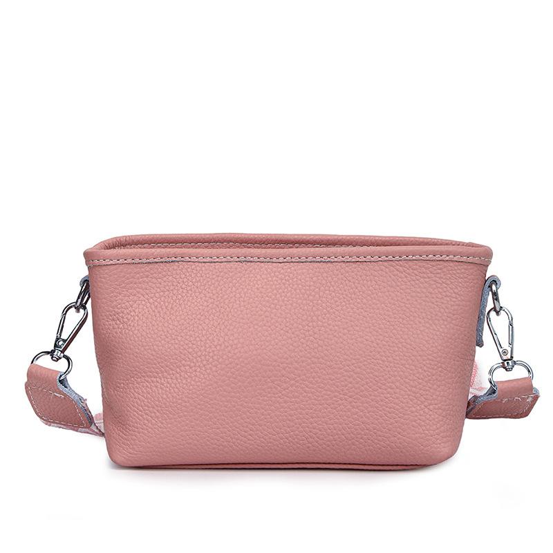 

Маленькая квадратная сумка из натуральной кожи нишевого дизайна с широким плечевым ремнем, высококлассная, универсальная, модная и фактурная розовый