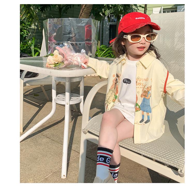 Baumwoll-T-Shirt für Mädchen mit kurzen Ärmeln: Trendiges Sommer-Print-Top