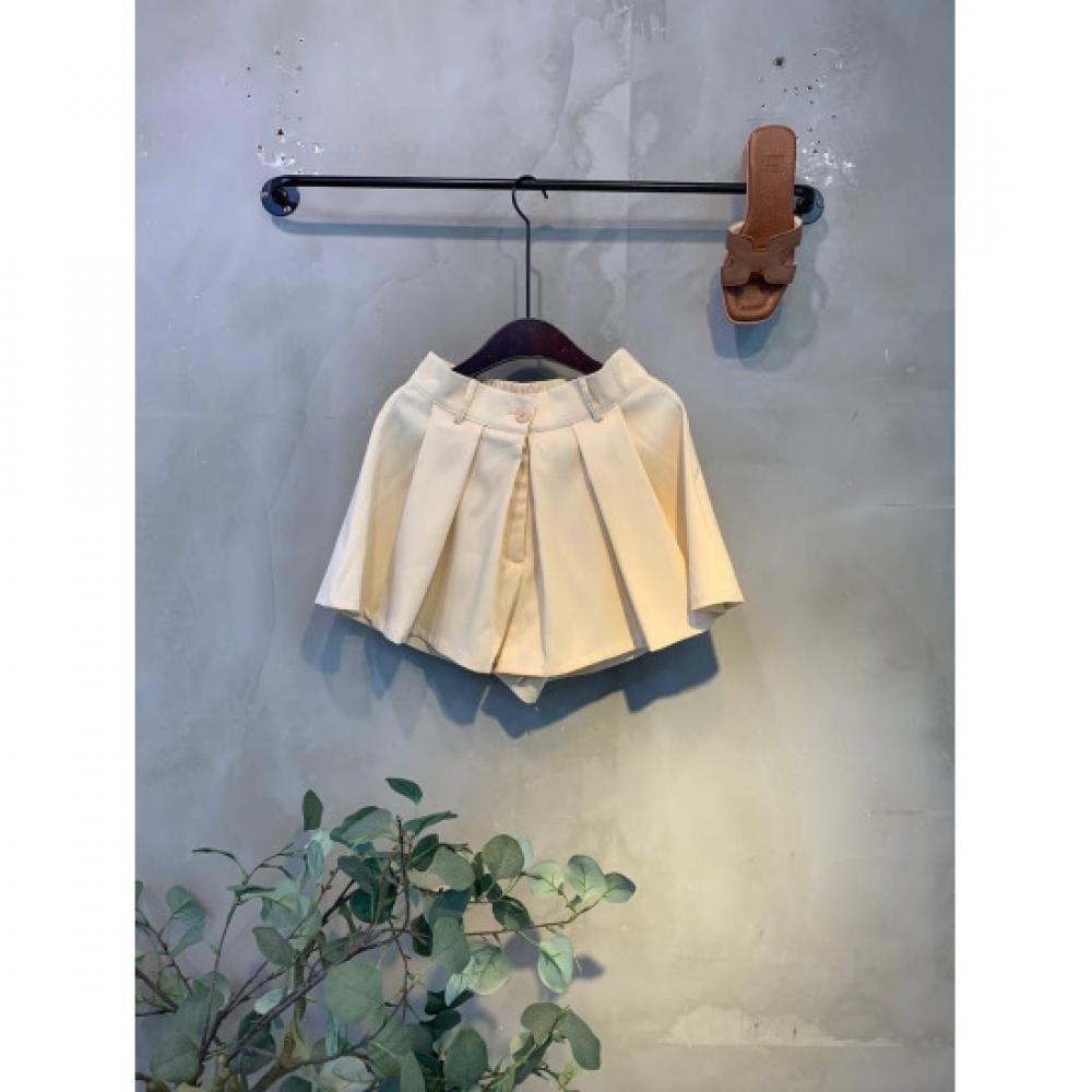 C S In The Room Women Inflated baCk bandIng pIntuCk Pleated Skirt ShortS 2Color