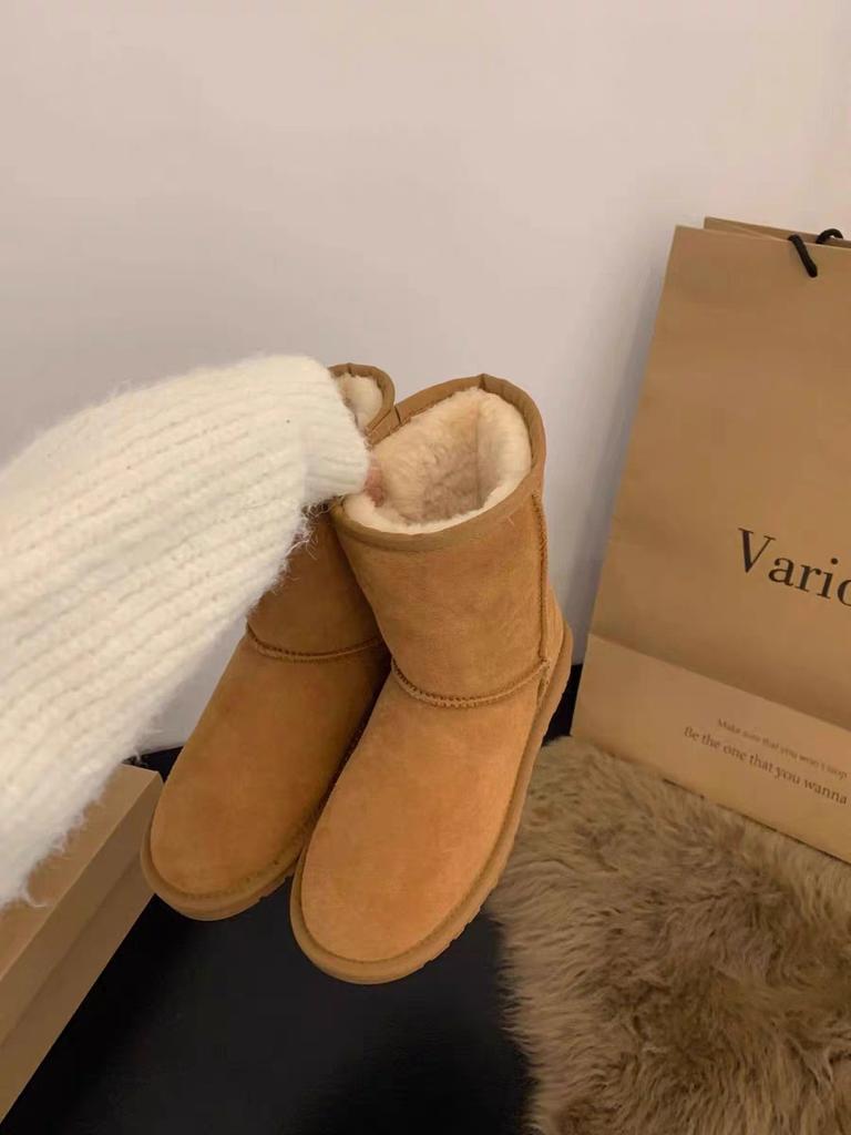 Zwei neue Damen-Winter-Retro-Schneestiefel, gefütterte und verdickte warme Woll-Baumwollschuhe, rutschfeste kurze Stiefel.