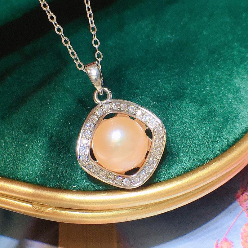 Korean Freshwater Pearl Pendant for Women - 8-9mm, High Luster, 18K Gold Plated, Elegant Jewelry