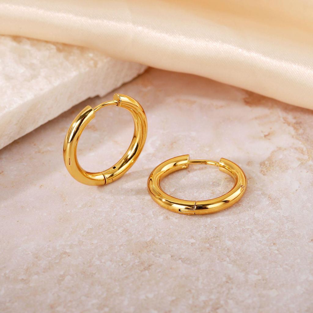 Luxurious Non-Fading European & American Style Hoop Earrings
