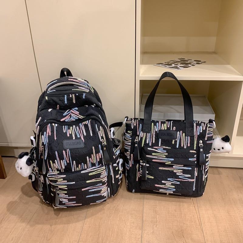 New Large-capacity Backpack, Popular Burden-reducing Schoolbag for Junior High School and High School Students, College Student Women's Travel Bag.
