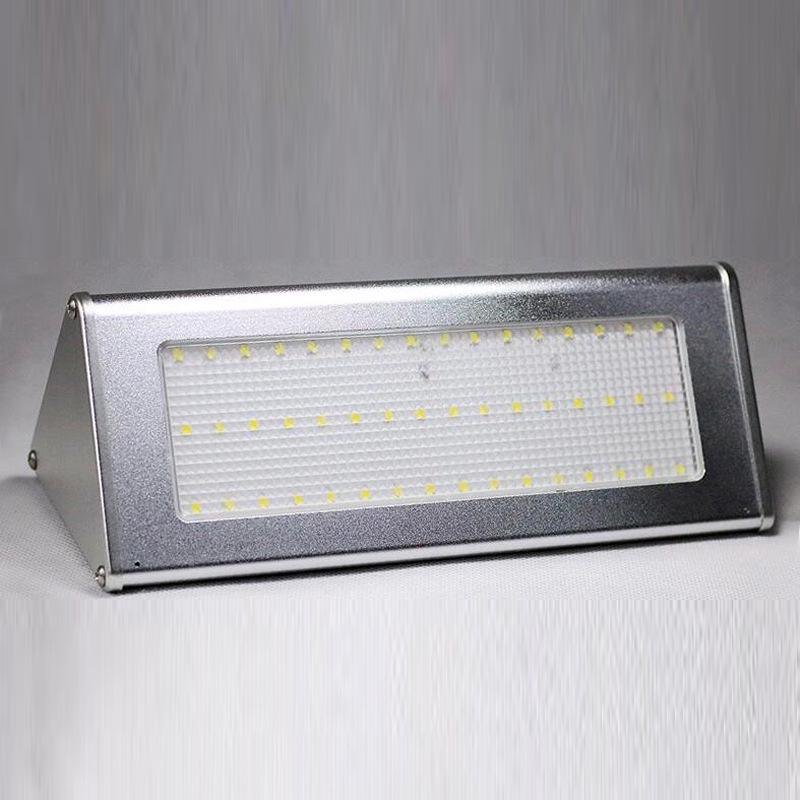 48-LED Solar Street Light with Aluminum Alloy & Intelligent Light Sensor for Courtyards