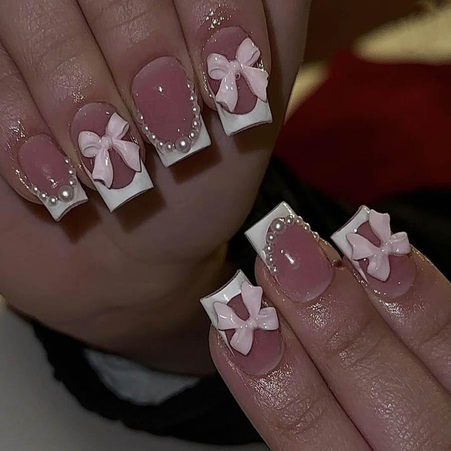 24Pcs Short Square Press On Nails White Rhinestone Flower French Tip Full Cover Reusable Fake Nail Tips