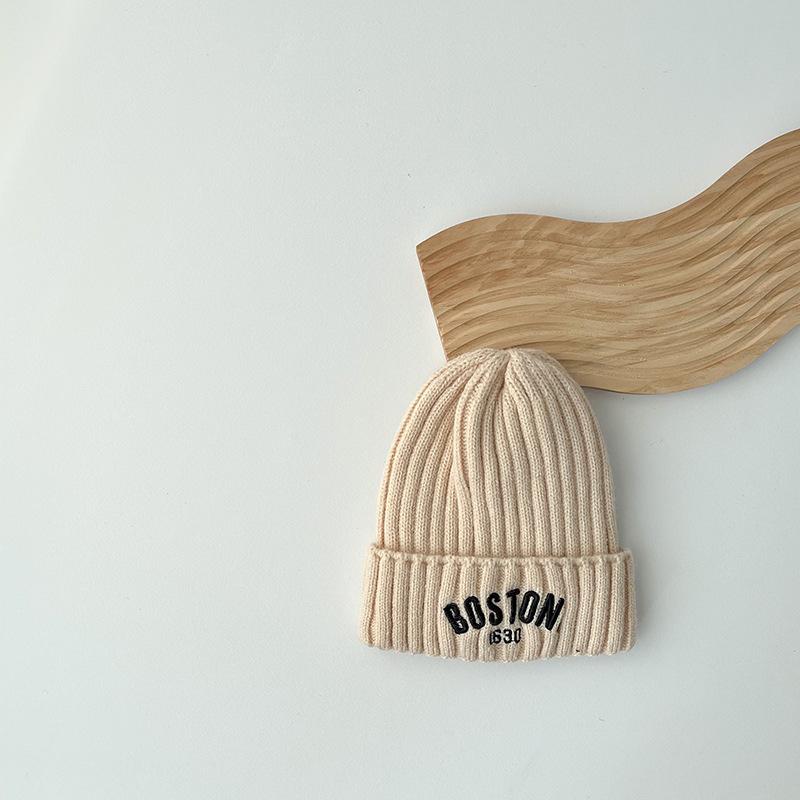 

New Letter Baby Hat Winter Warm Baby Boys Girls Hat Bonnet Soft Ear Protection Infant Toddler Knitted Kids Cap Beanies 48-56cm бежевий