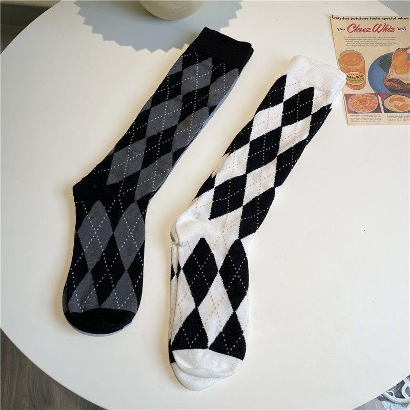 Long Stockings, Diamond-shaped Calf Stockings, Girl's Pile Stockings, Cotton Stockings, Black and White School Trend, Retro and Versatile