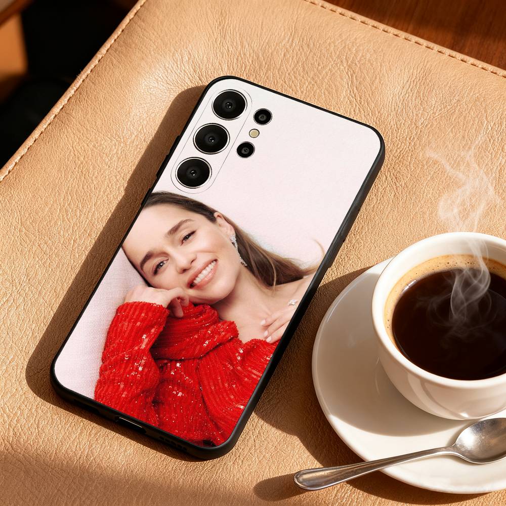 Actress Emilia Clarke Phone Case For Samsung S26,S25,24,23,22,30,21,10,9,Ultra,Plus,Lite,Black Soft Case
