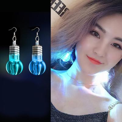 Pendientes de gancho de iluminación LED para mujer con forma de bombilla