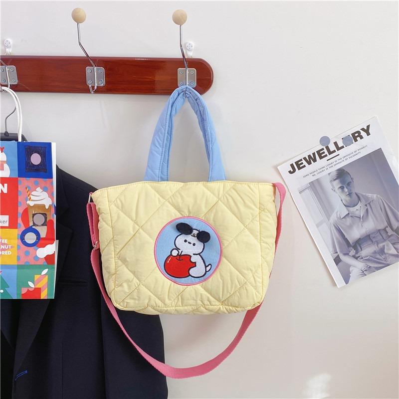 Cute Contrasting Color Portable Large-capacity Bucket Bag Girl Heart Niche Tote Bag Female Cartoon Messenger Bag