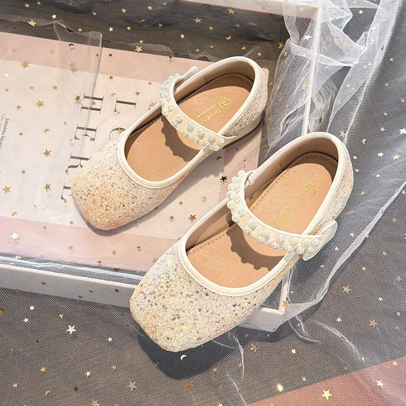 2026 Kids Princess Shoes Girls Low-top Magic Strap Pearl Glitter Crystal Soft Sole Dress