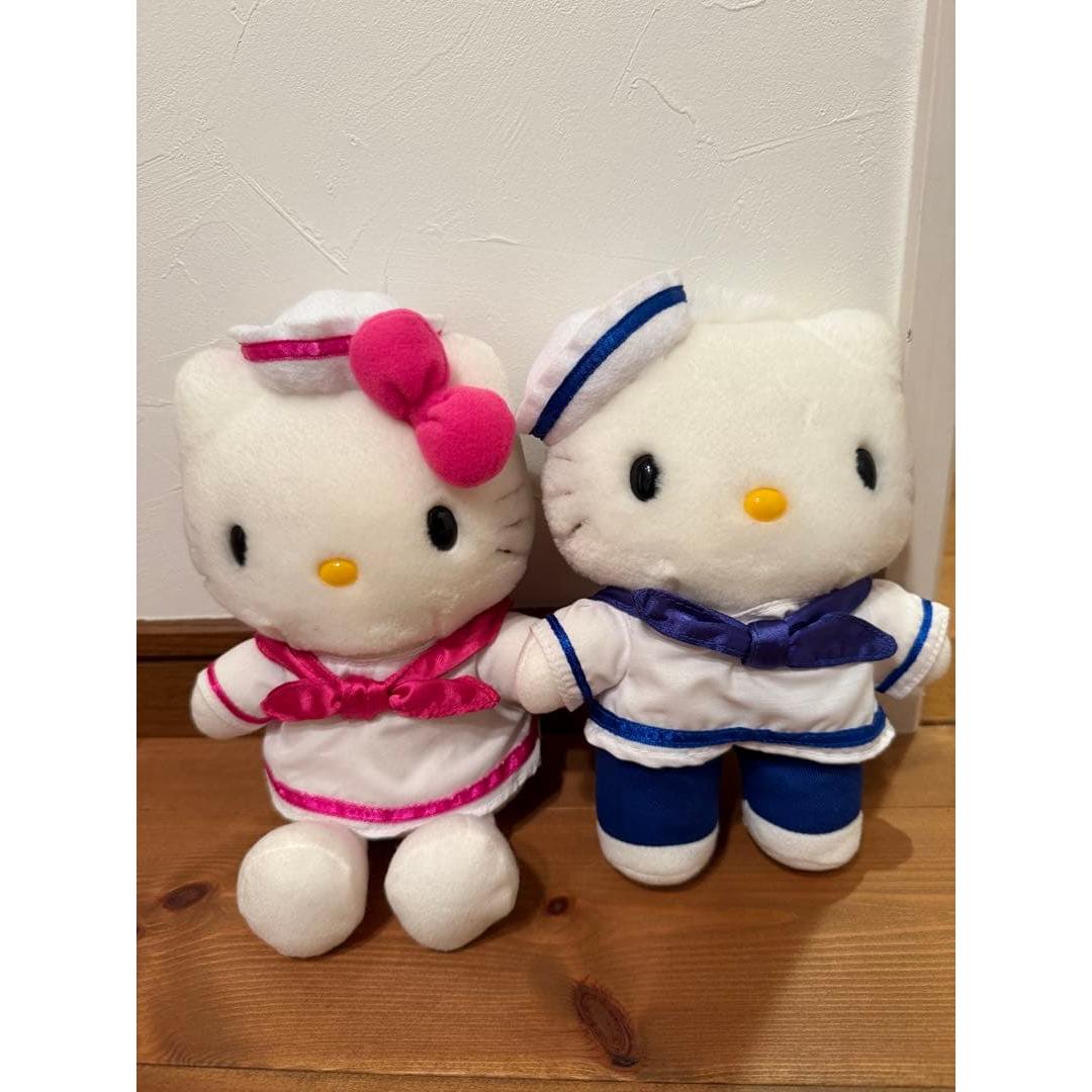 Hello Kitty stuffed animal set of 2