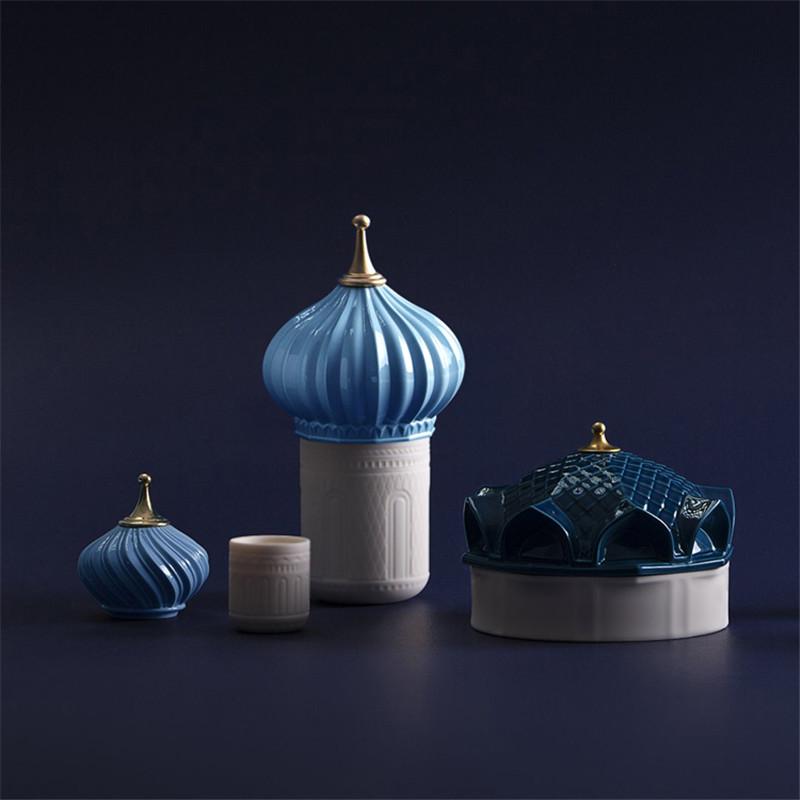 Spain Lladr Design Candelabra Ceramic Candle Holder Storage Tank Home Decorative Cup Jewerlly Box Roof Pagoda Cafts