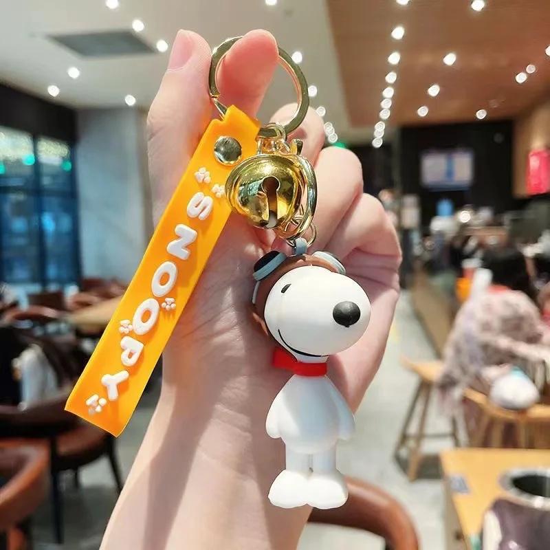 Snoopy Cute Doll Kawaii Trendy New Cartoon Schoolbag Charm Pendant Bag Jewelry Car Keychain Gift Christmas Creative Keychain customized