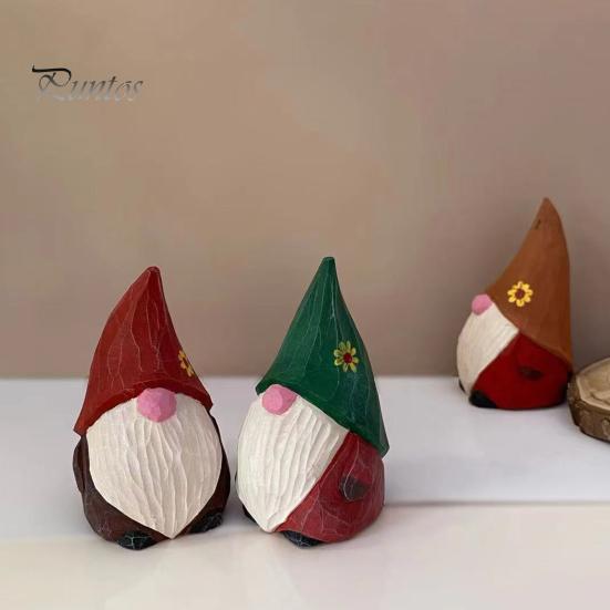 Wood Gnome Sculpture Carved Figurine, Farmhouse Rustic Faceless Dwarf Statue, Handmade Ornament Mini for Christmas Party Decoration Shelf Decor