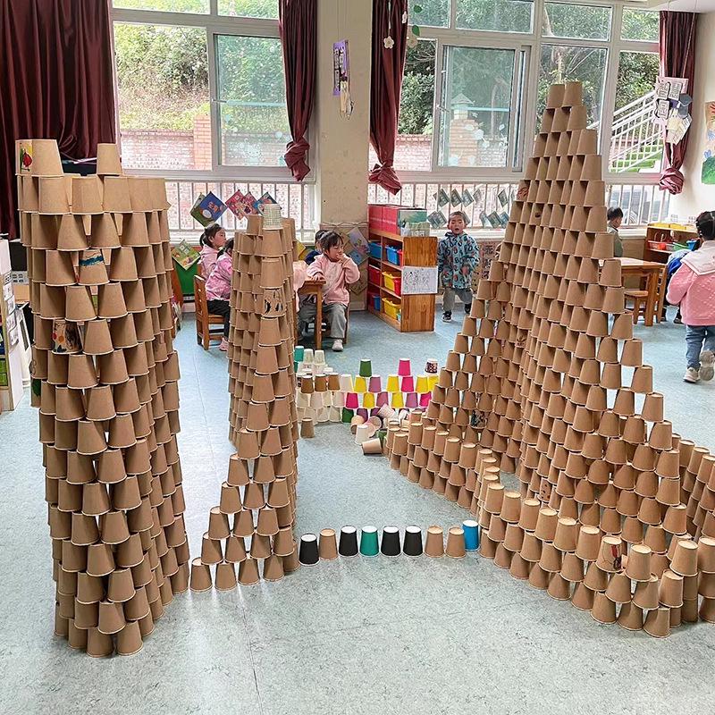 

Colorful Building and Art Toys for Kindergarten Senior Class