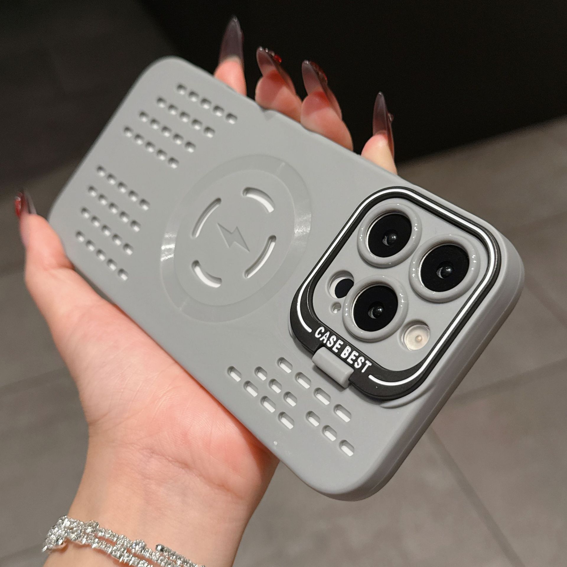 

Applicable To IPhone16promax Bracket Heat Dissipation Magnetic Phone Case Apple 11 12 13 14 15 Protective Cover iPhone 16 Pro Max