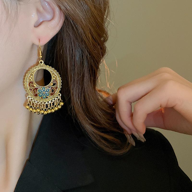 GemChic Women's New Vintage Hollow Round Tassel Fringe Earrings Ethnic Fashion Stud Earrings Birthday Christmas Jewelry Gift