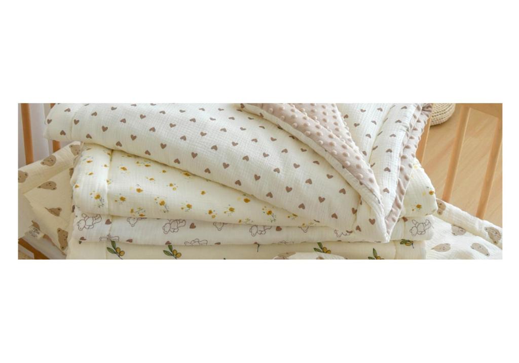 Newborn Pure Cotton Crib Mattress and Quilt Set