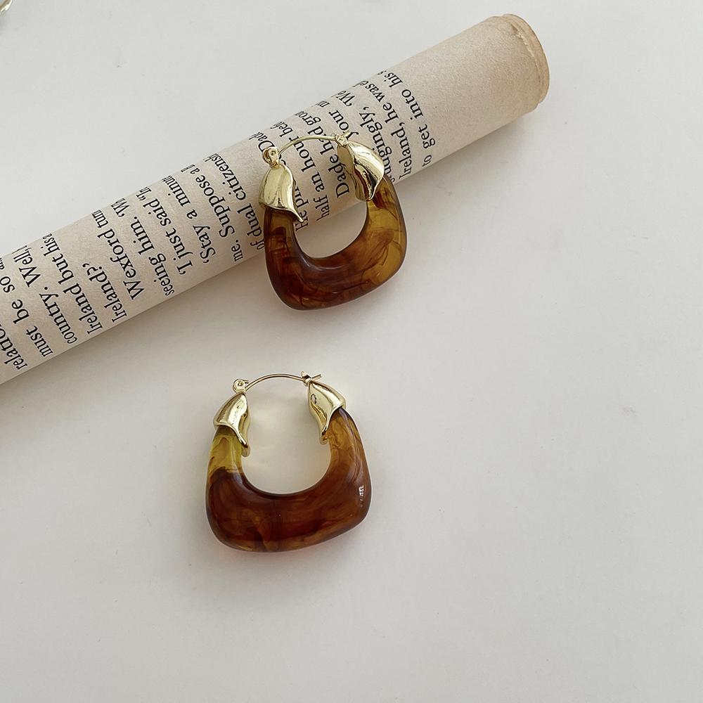 Vintage Dryppende Olje U-formet Øredobb for Kvinner Enkle Kreoler Temperament Personlighet Allsidig Smykke Kvinne 2024