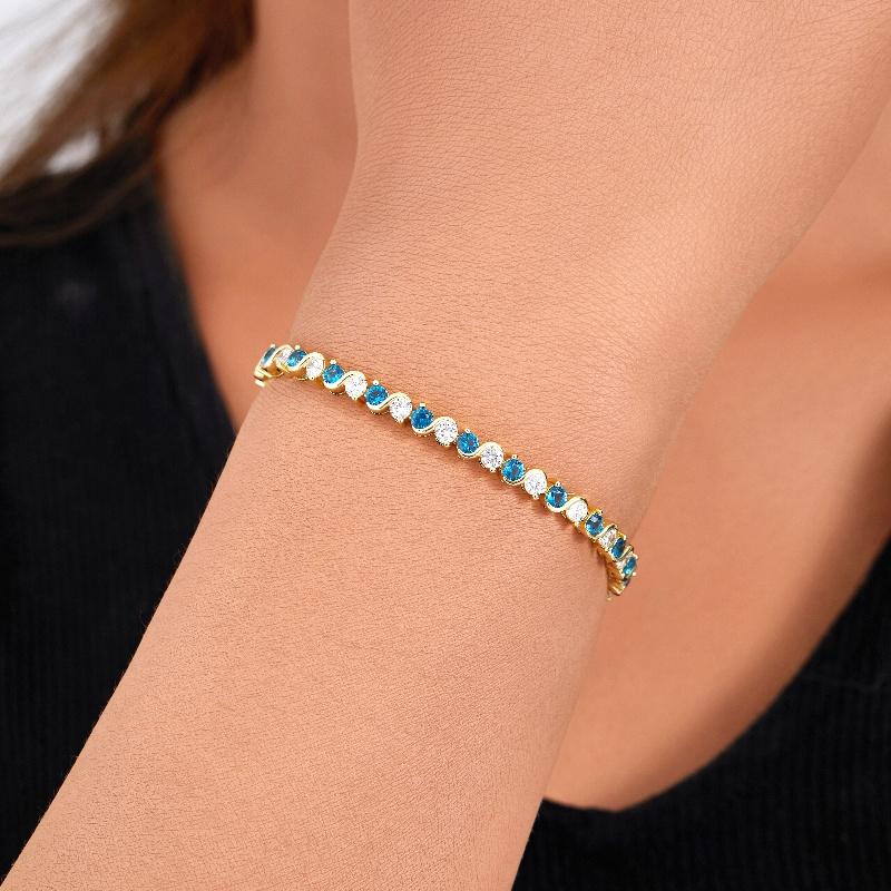 

Классический бело-синий циркон диаметром 2 мм, позолота 18 карат, изысканный современный поворотный браслет