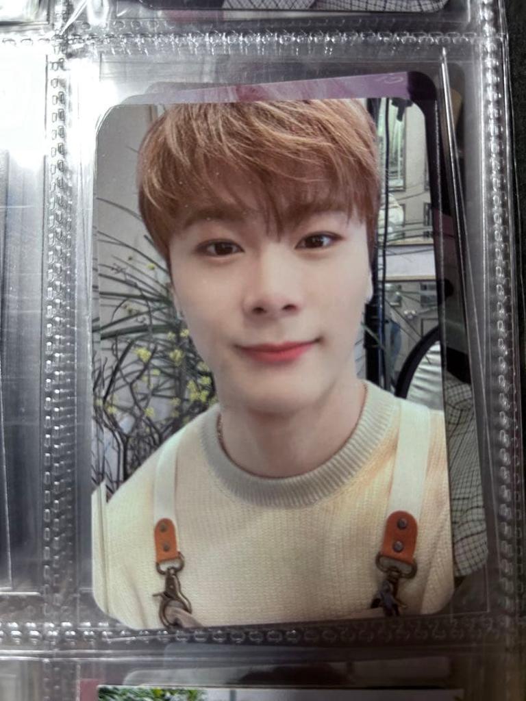 [USED] ASTRO Moonbin One&Only Trading Card