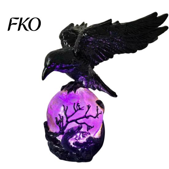 Decorative Resin Light Gothic Raven LED Ball Lamp, Mysterious Crow On Orb Sculpture, Perched Figurine Halloween Table Lamp for Bedside Bedroom Living