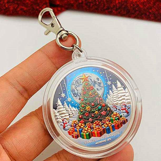 Santa Claus coins, New Year gifts, New Year's greetings, Christmas snowman, bells, commemorative medals, creative decorations, keychain
