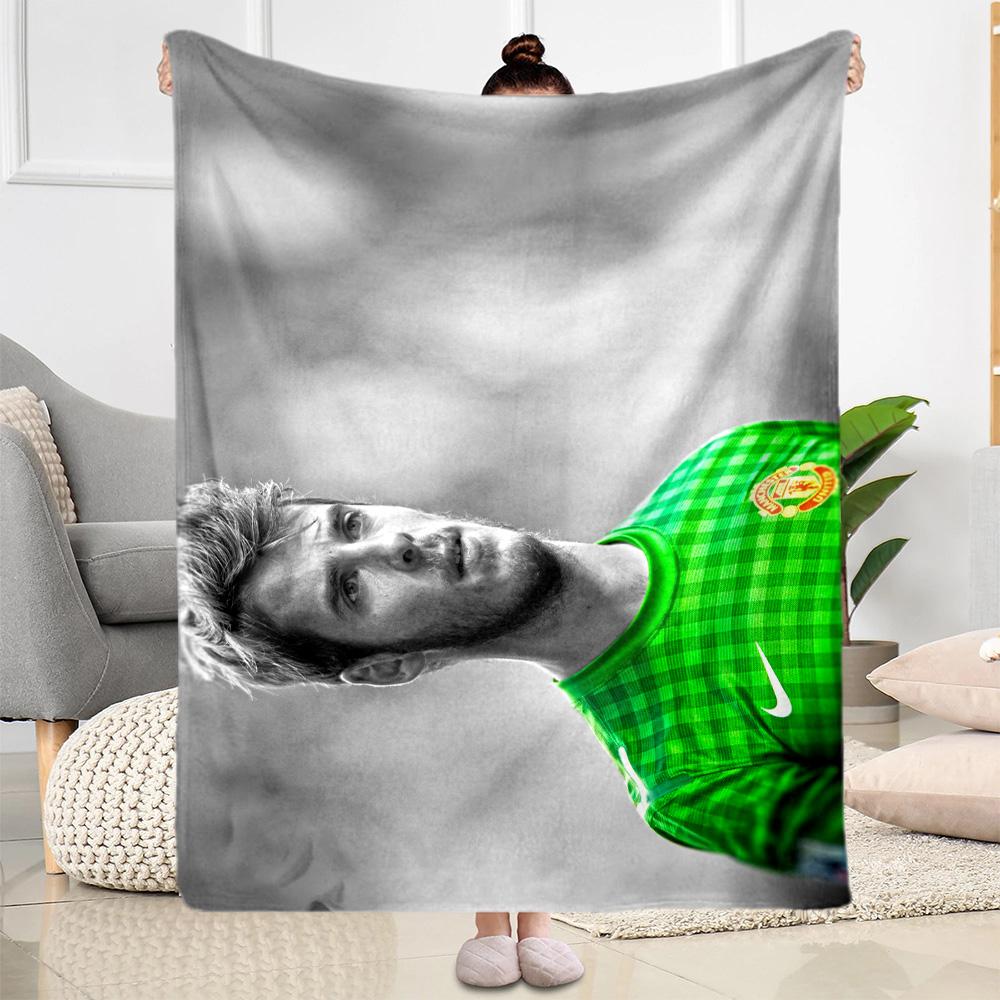 Goalkeeper Green Jersey Blanket Soft Warm Cozy Suitable for Chair Office Livingroom for All Occasions Modern Suitable for Gifting Relatives and Friend