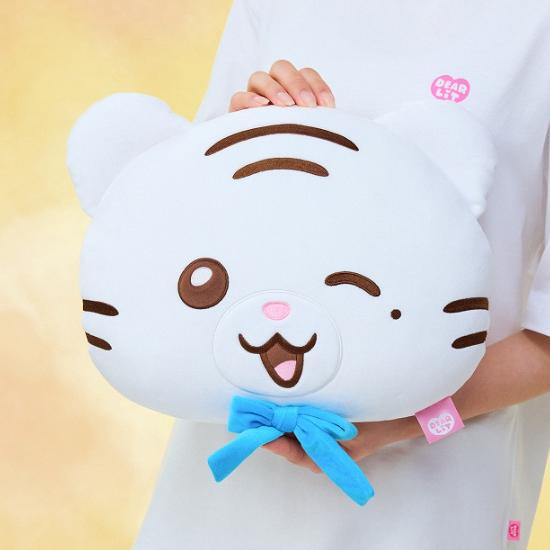 ILLIT DEARLIT Cushion
