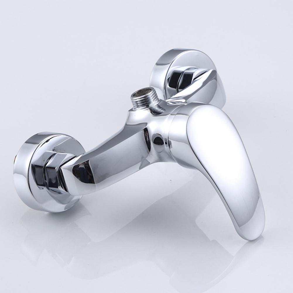 Bathroom Bathtub Shower Faucet Chrome Finish Mixer Faucet Polished