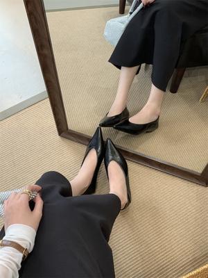 French Pointed Stiletto High Heels Women's 2025 New Apricot Light Mouth Single Shoes Women