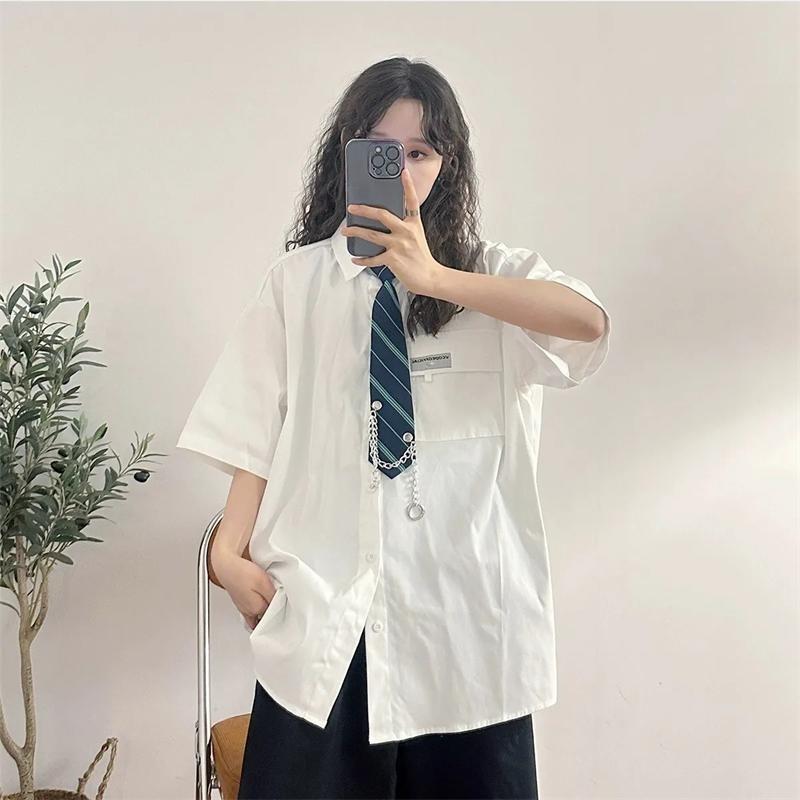 Camisa de Color liso con diseño de cadena y lazo, Blusa de manga corta para mujer, Blusas holgadas de estilo preppy para verano, vestido para parejas