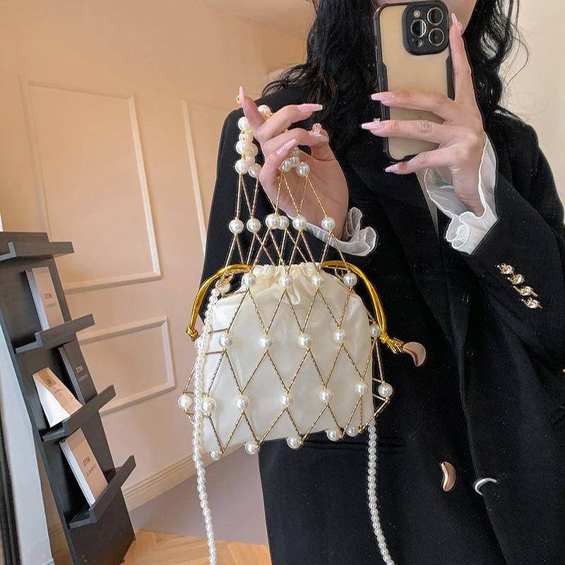 Personalized pearl handmade hollow bag, fishing net women's portable bucket bag, temperament versatile single shoulder messenger bag