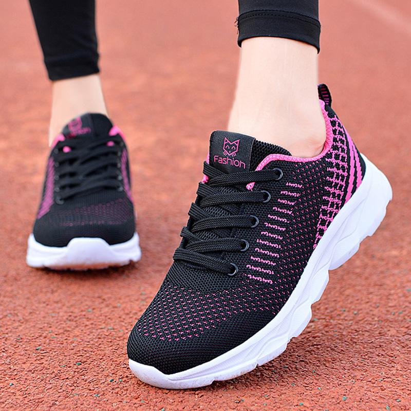 Medium-aged Soft-soled Shoes, Spring Women's Mesh Breathable Sneakers