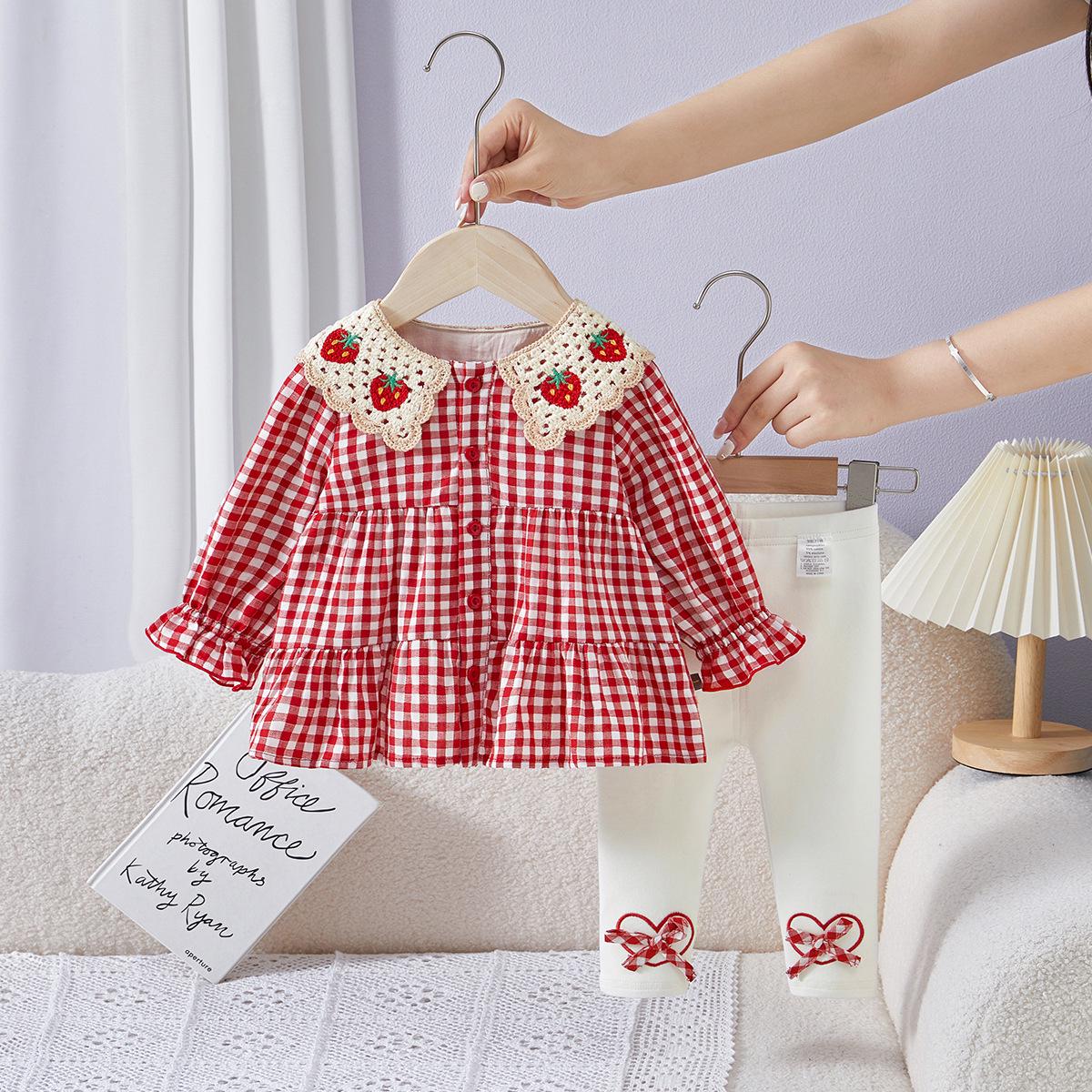 

Осенний комплект из двух предметов для девочек с длинным рукавом, клетчатый, клубнично-красный, с отложным воротником - Модный корейский стиль 120 cm красный